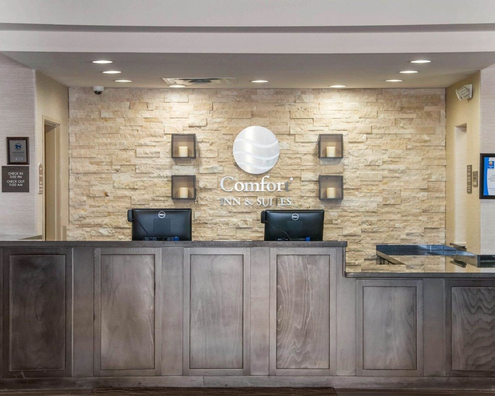 Comfort Inn and Suites San Marcos 9/47
