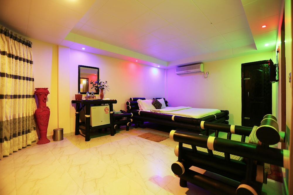 Divine Eco Resort 30/50