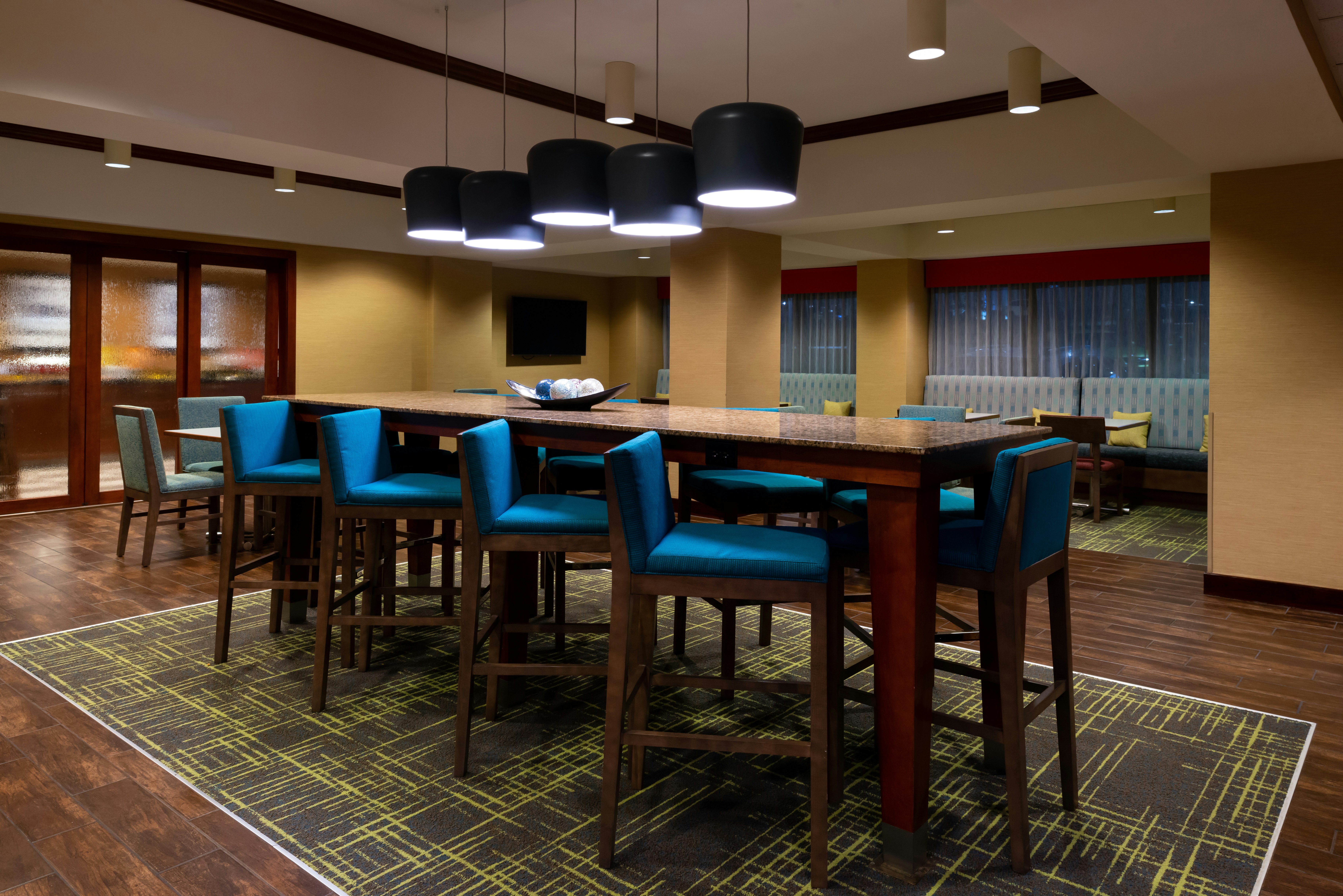 Hampton Inn Greensboro Airport 24/43