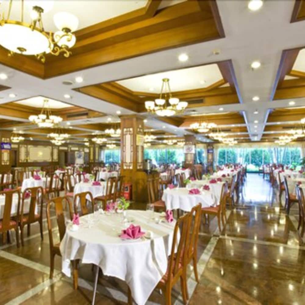 Gladden Hotel Fenggang 17/22