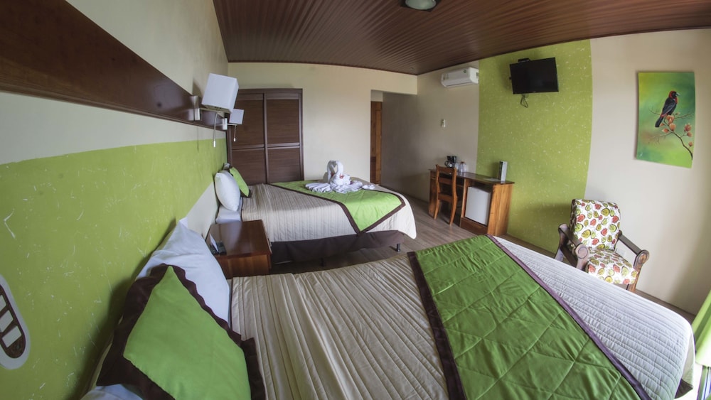 Hotel Linda Vista 24/74