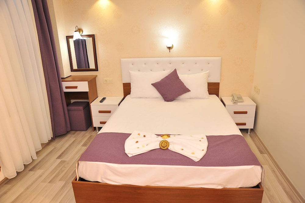 Dualis Hotel 25/74
