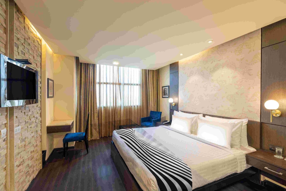 Standard Double or Twin Room 1 King Bed  Non Refundable
