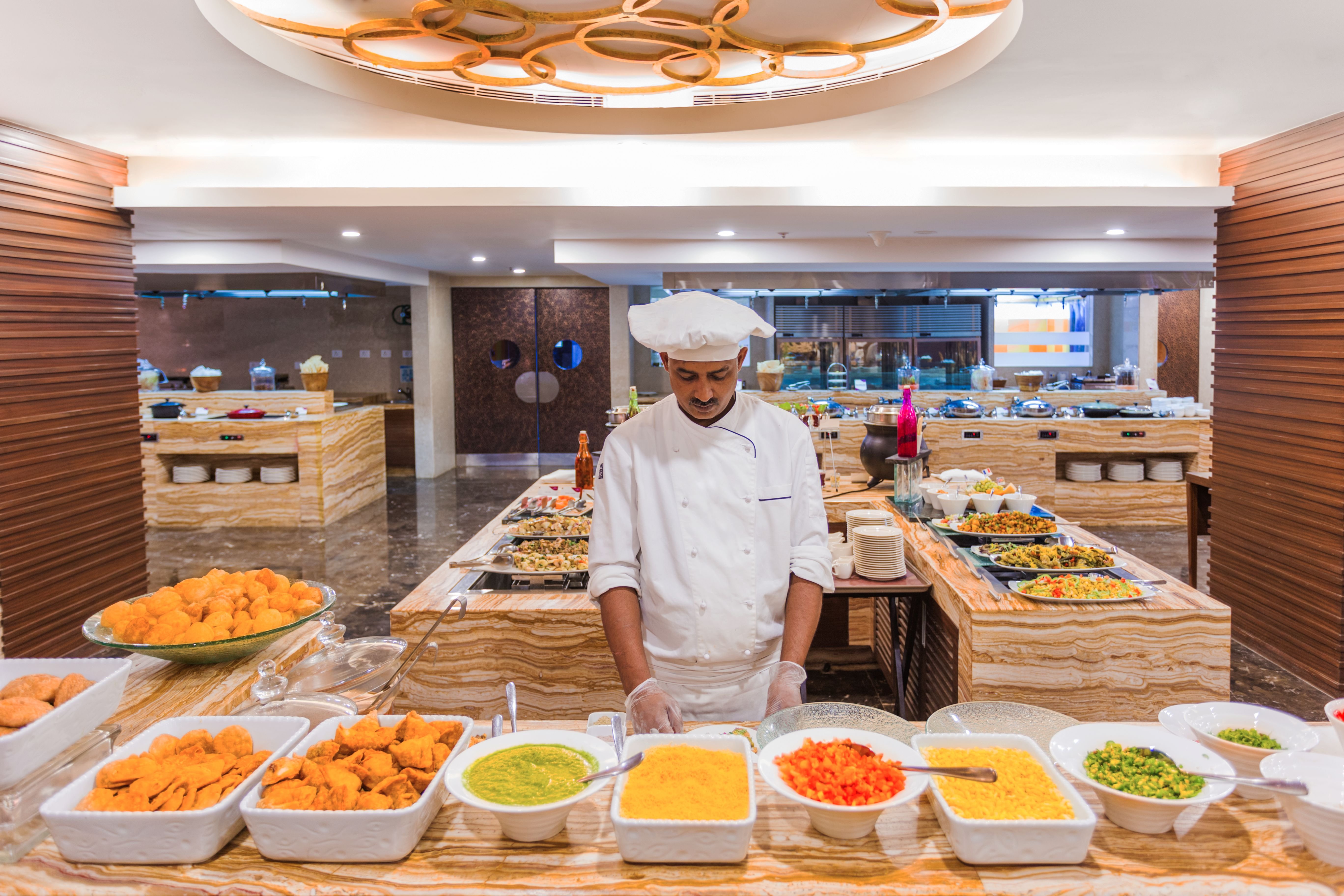 Crowne Plaza Ahmedabad City Centre 47/70