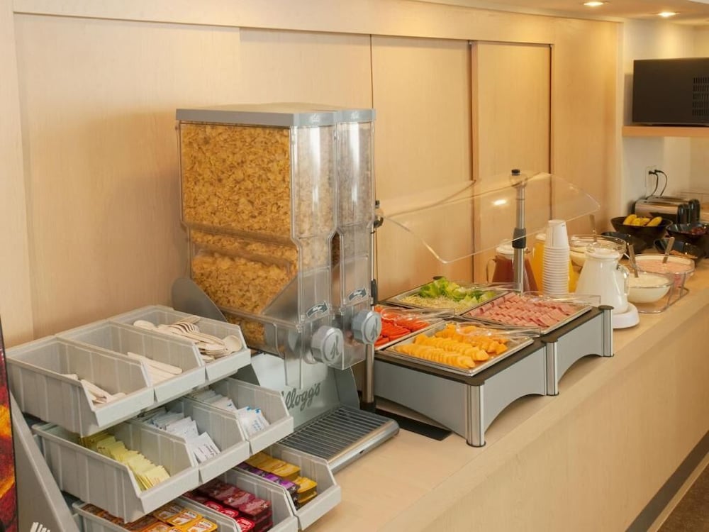 City Express by Marriott Puebla Finsa 32/60