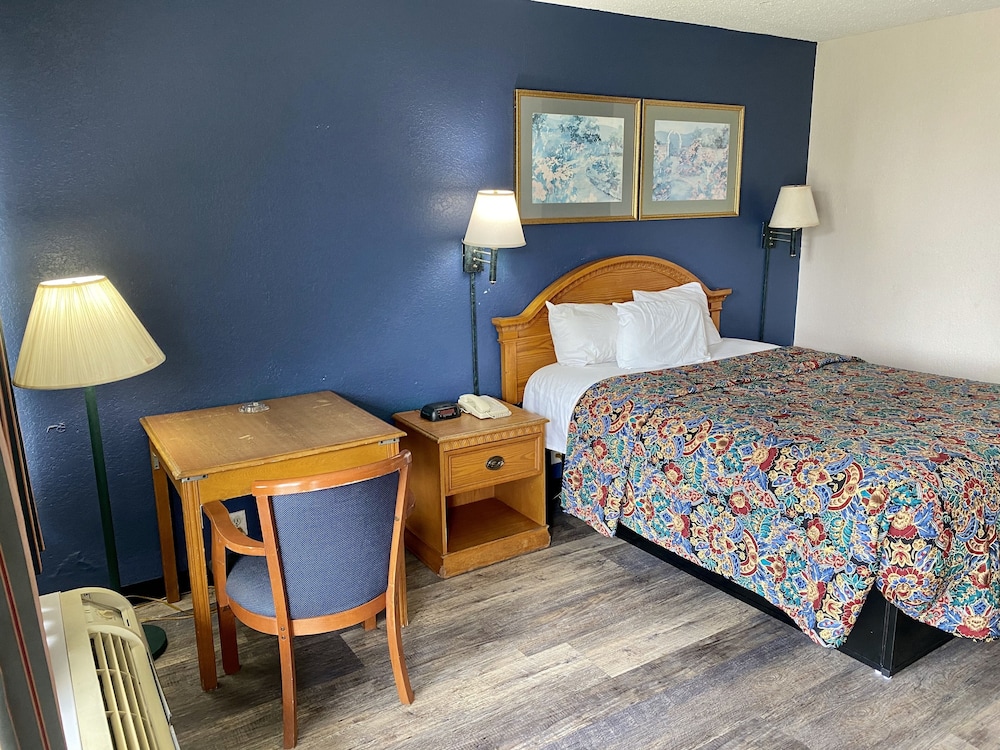Motel6 Marianna, FL 34/60