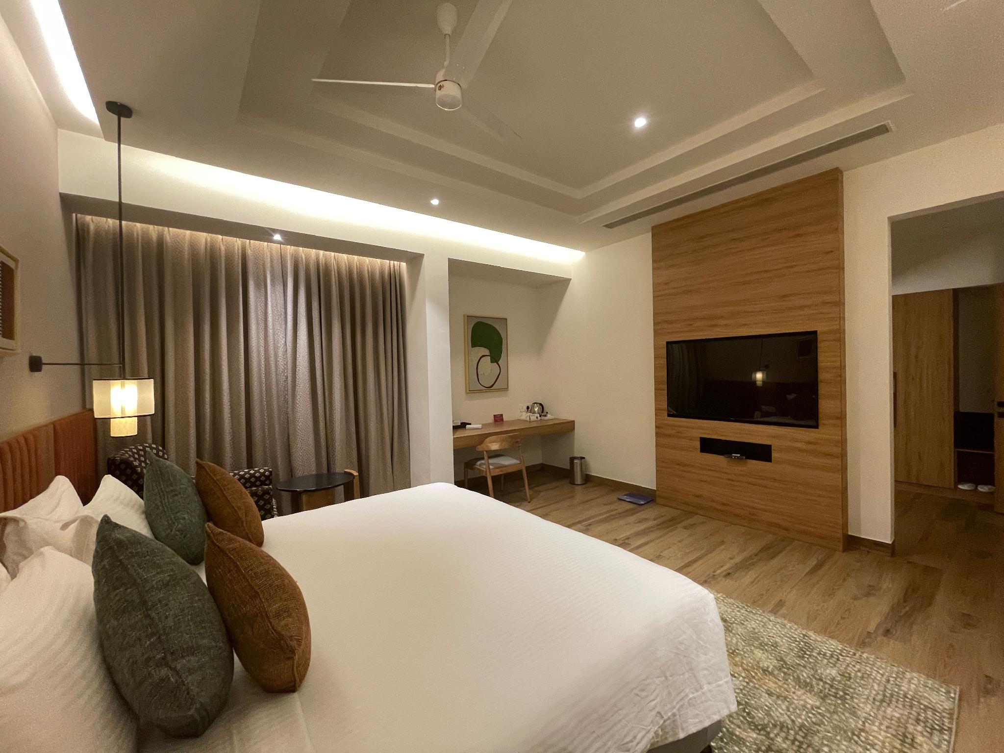 Viceroy, Suite