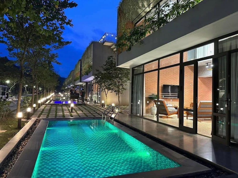 Wyndham Grand Vedana Ninh Binh 60/66