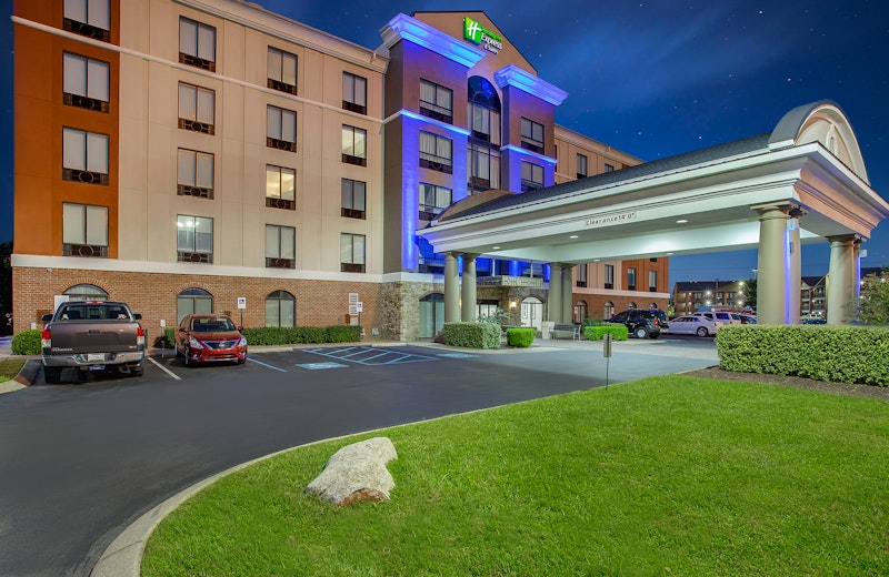Holiday Inn Express Hotel And Suites Lebanon 38/41