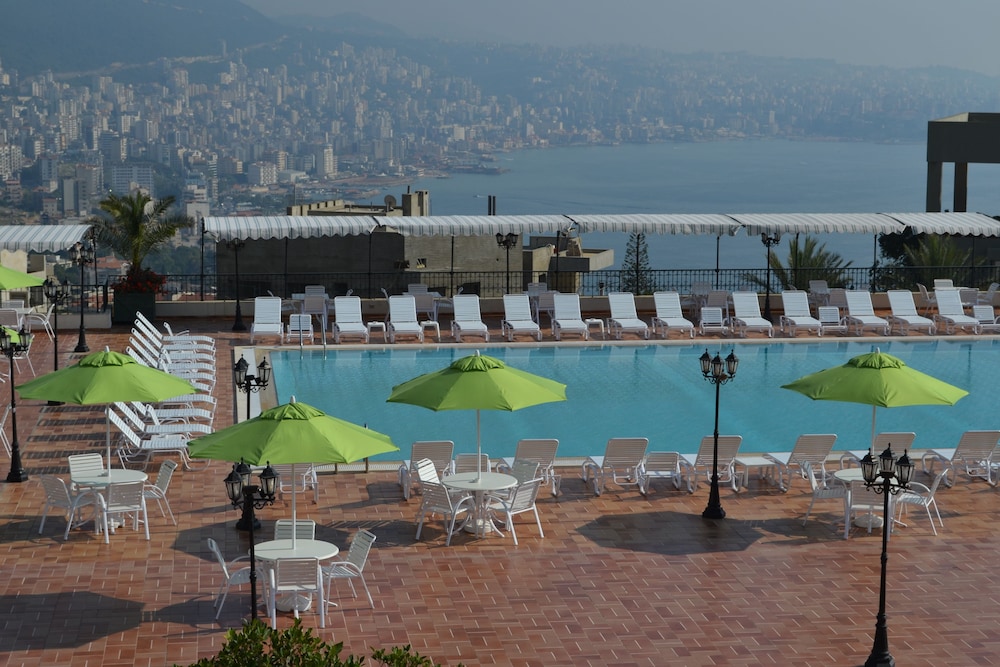 Regency Palace 67/71