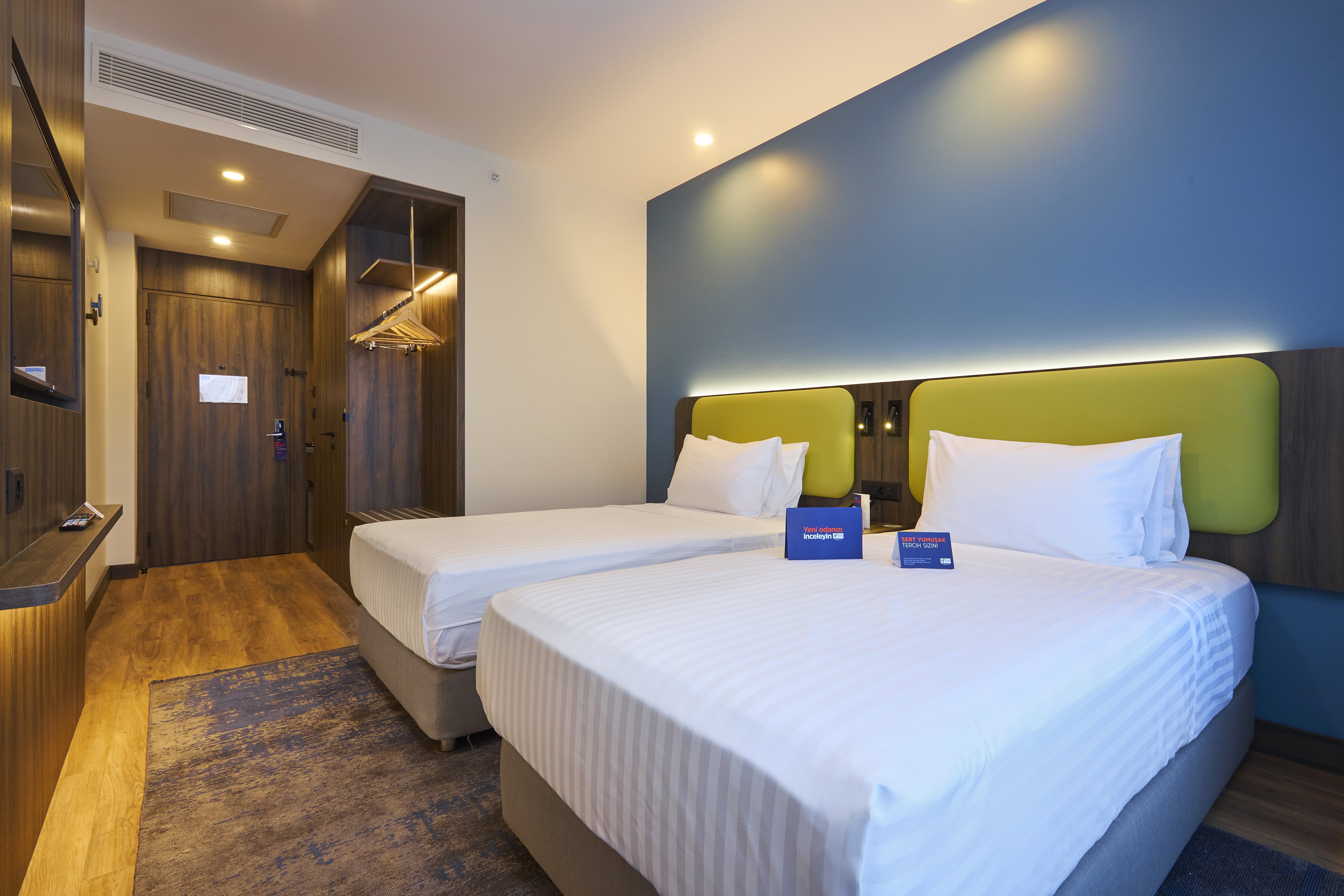 Holiday Inn Express Istanbul - Airport Arnavutkoy 11/50
