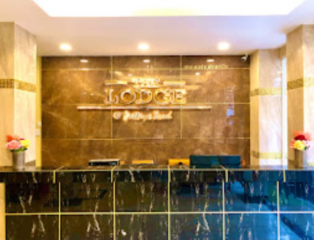 The Lodge Pattaya by ZUZU 3/34