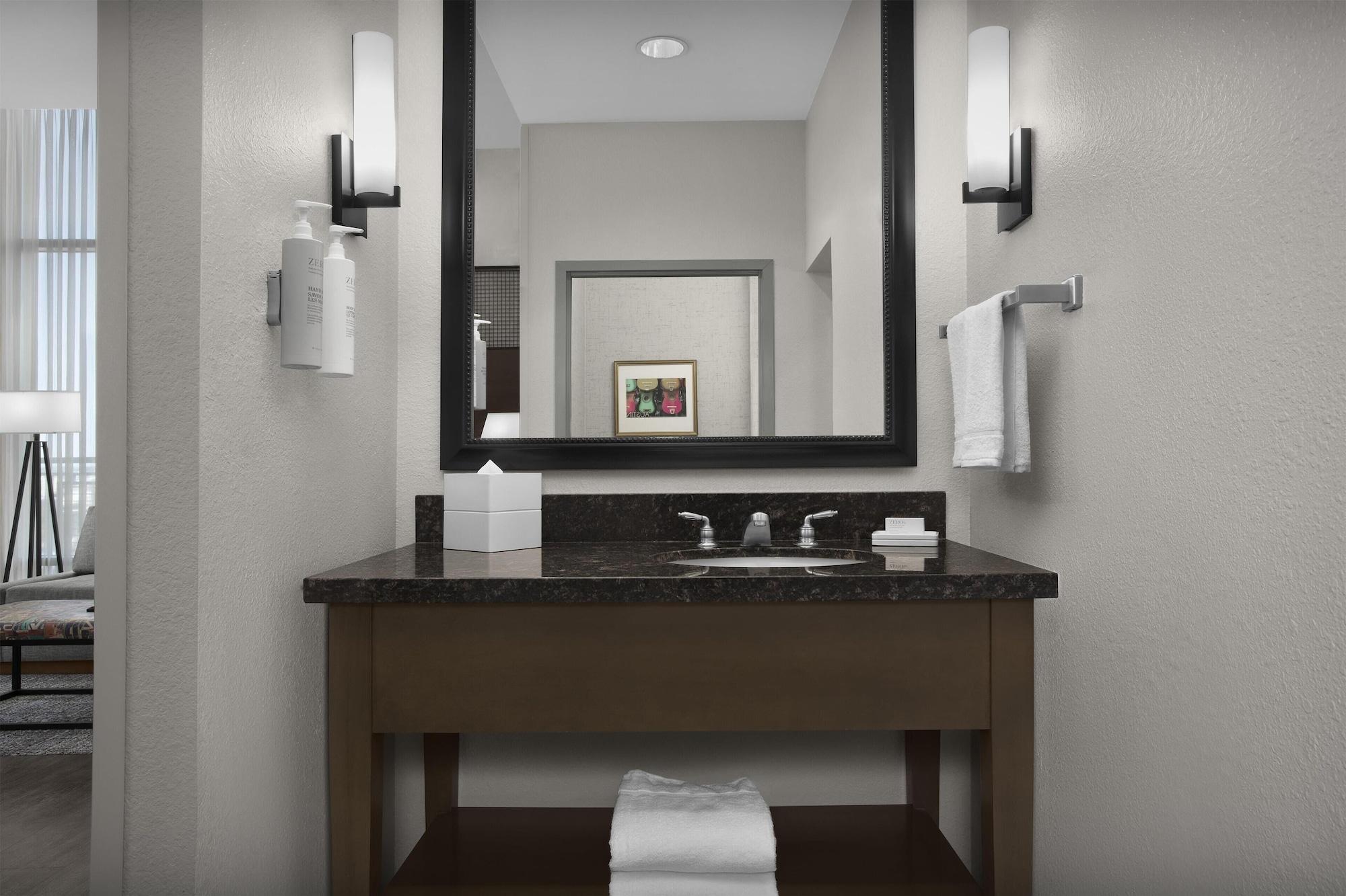 استوديو بشرفة لذوي الإعاقة، Hampton Inn & Suites Austin At The University / Capitol 3/3