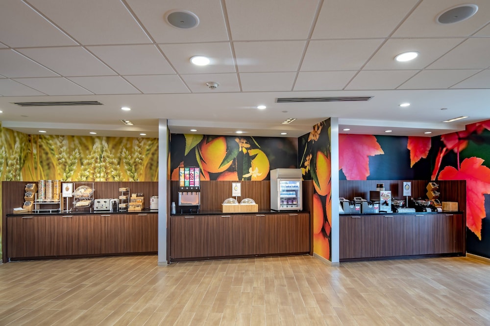 Fairfield Inn & Suites by Marriott Terrell 11/39