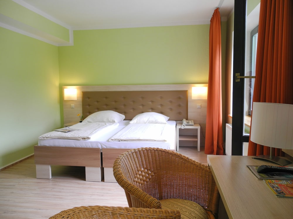 Waldhotel Wandlitz 14/57