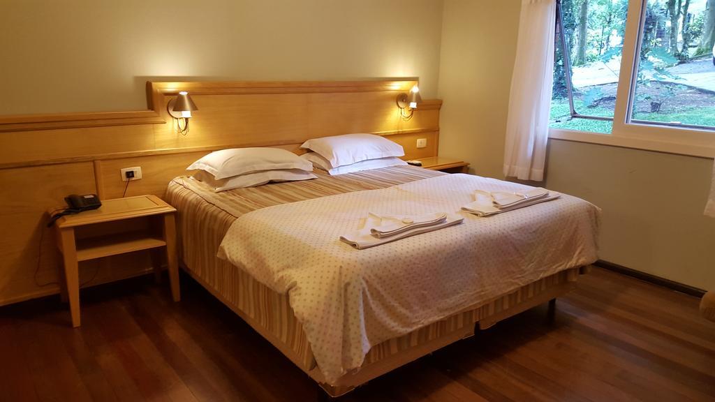 Hotel Pequeno Bosque 8/19