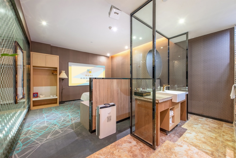 Trendy Romantic Hotel International Guangzhou Baoneng Performing Arts Center Science City 3/50