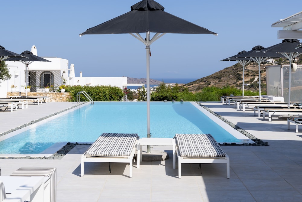 Naoussa Hills Boutique Resort- Adults Only (13+) 68/76