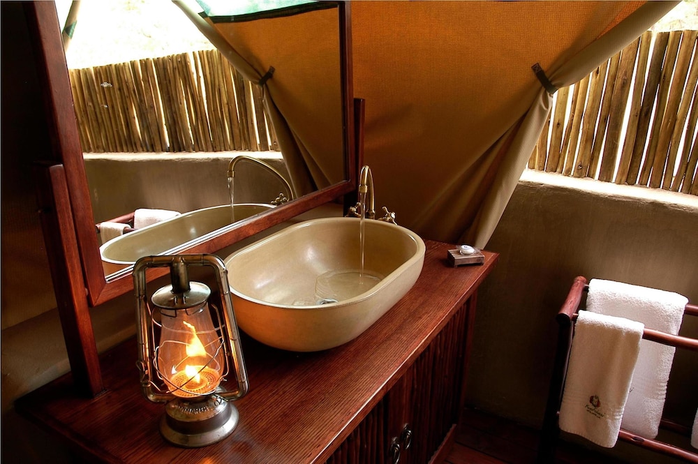 Kwafubesi Tented Safari Camp 17/45