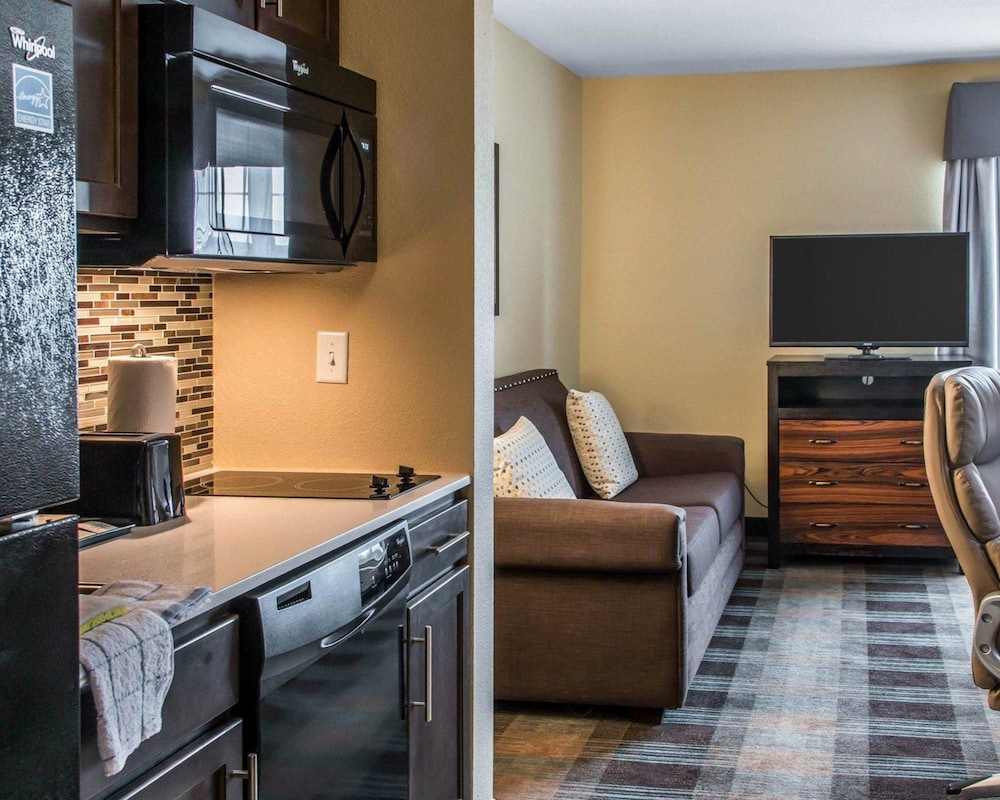 MainStay Suites Cotulla 28/37