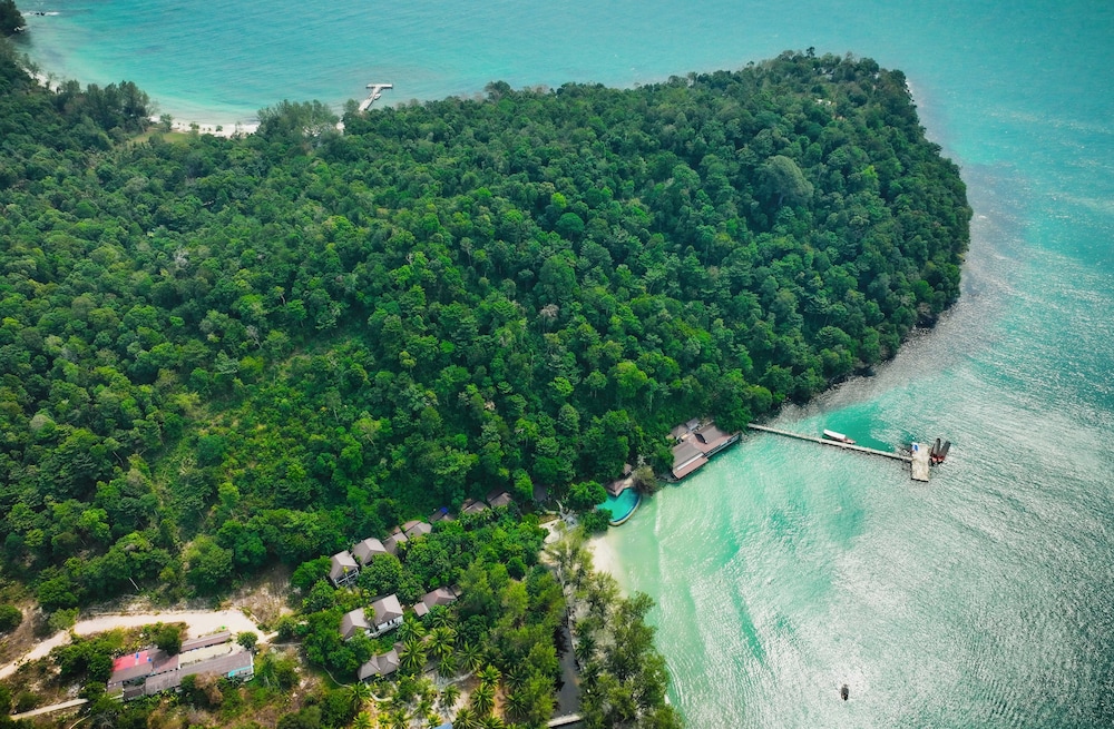 Koh Rong Hill Beach Resort 57/63
