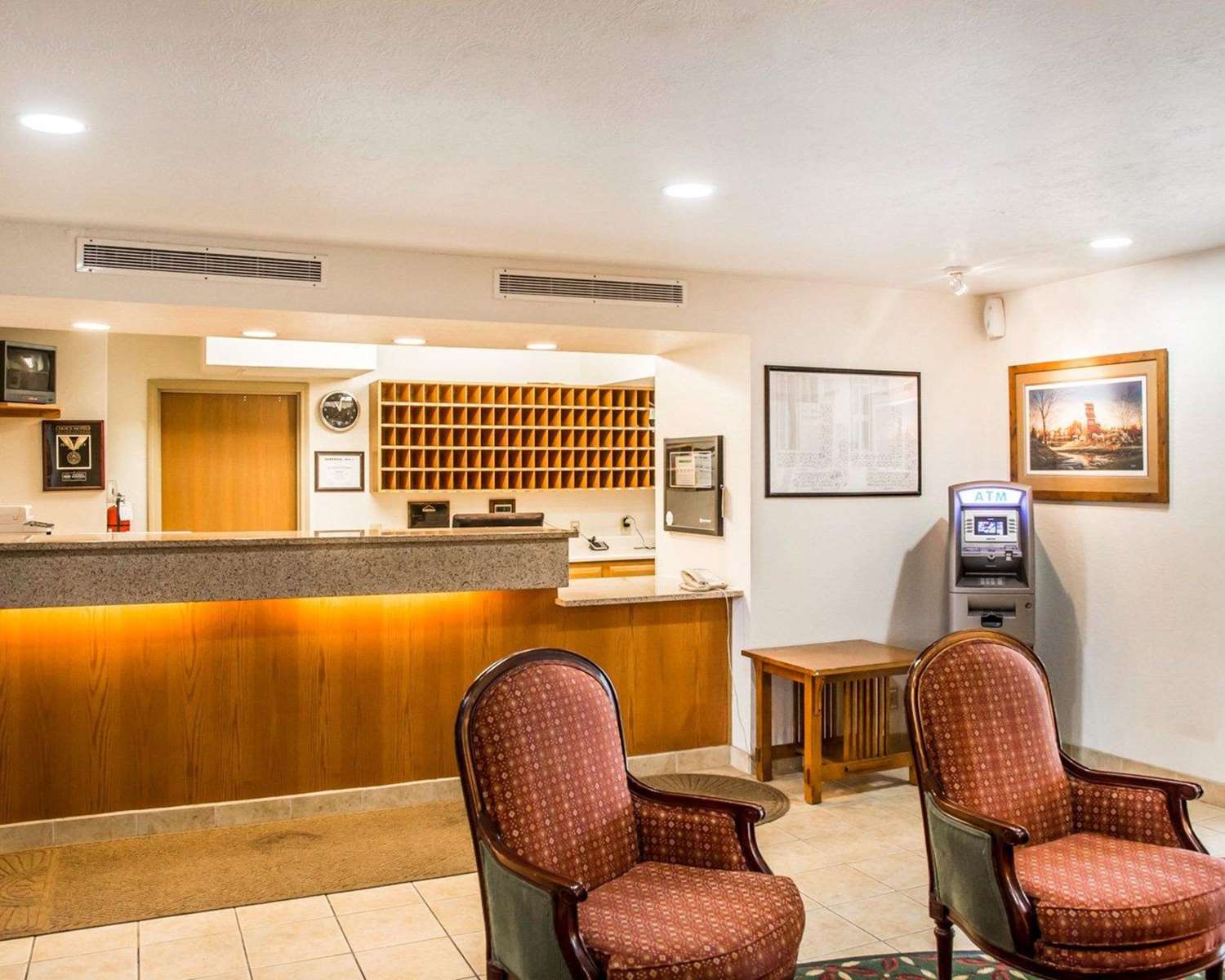 Birch Hill Suites Dayton - WP AFB 8/10