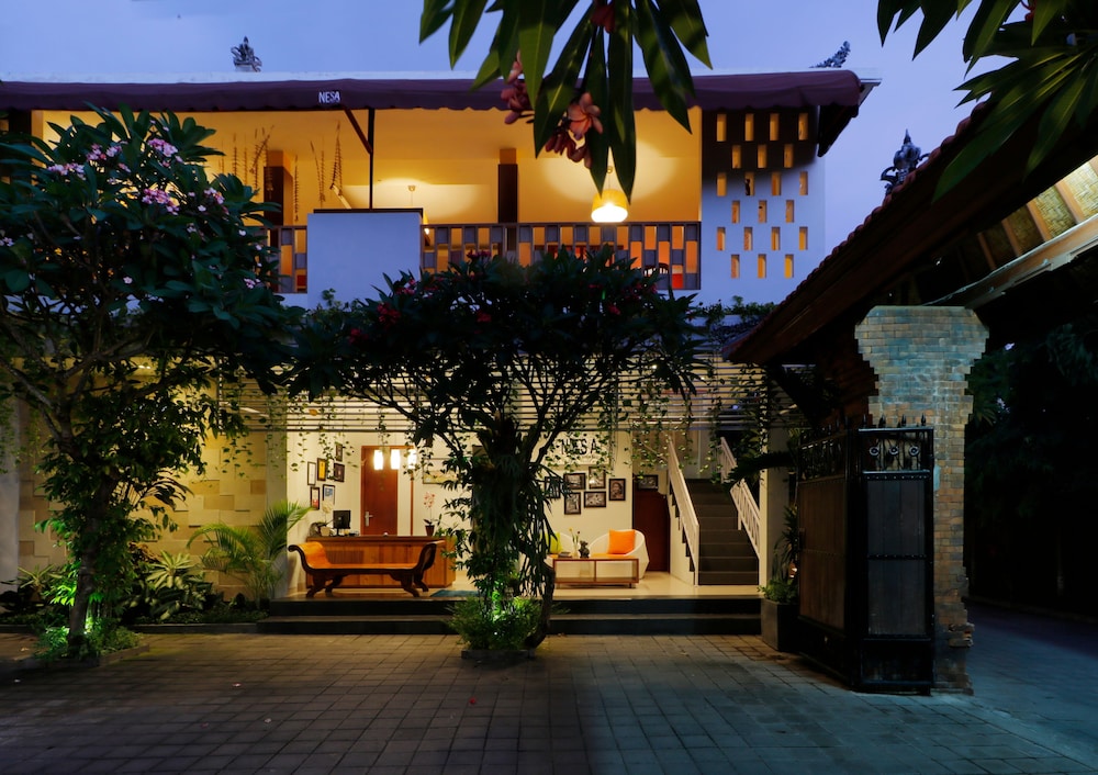 Nesa Sanur Hotel 8/65