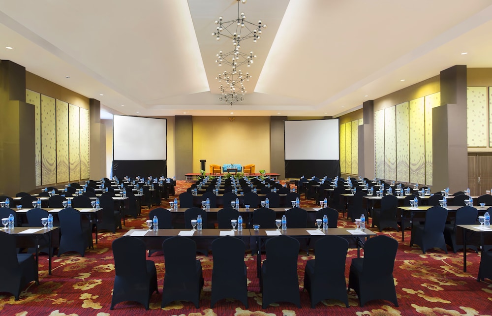 Swiss-Belhotel Pangkalpinang 44/53