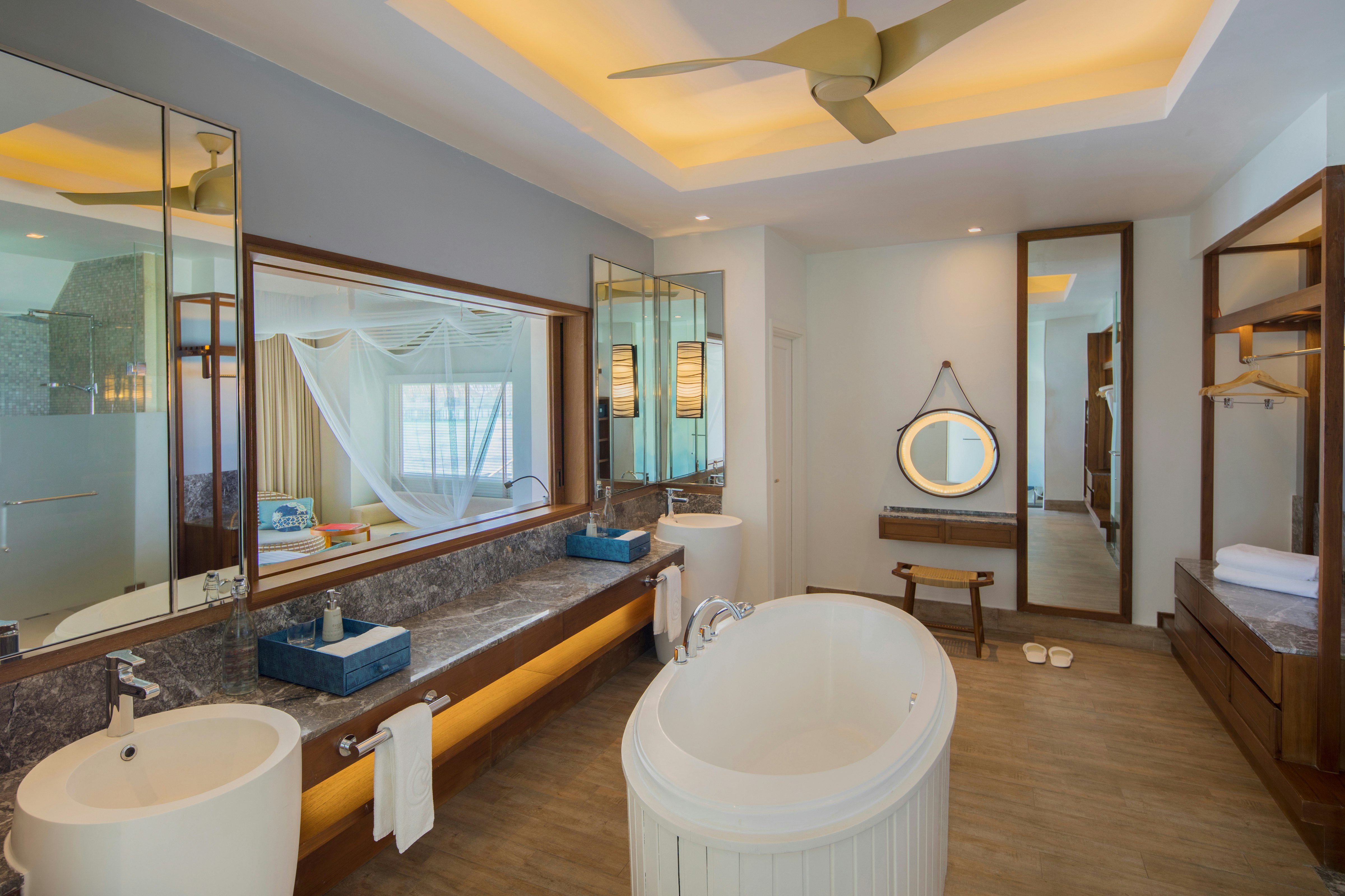 Machchafushi Island Resort & Spa Maldives, The Centara Collection 89/90
