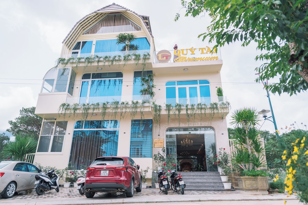 Quy Tai Premium Hotel 2/50