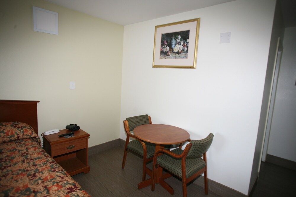 Royal Inn 33/43