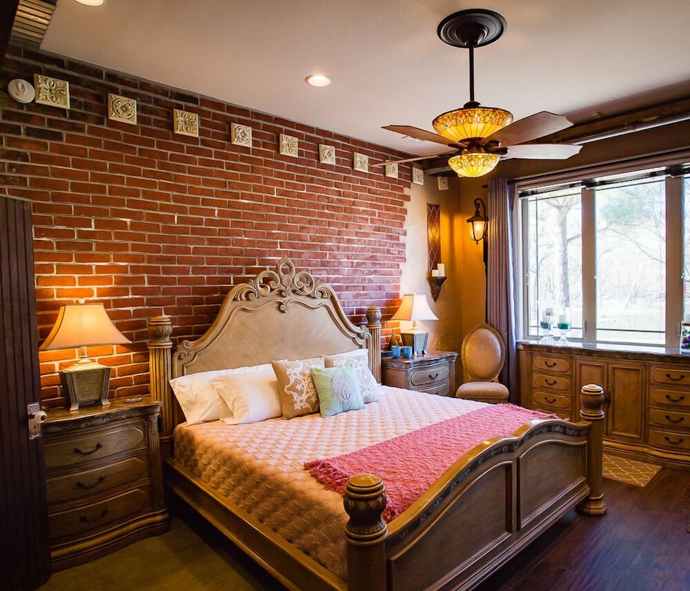 BarDew Valley Inn 6/48