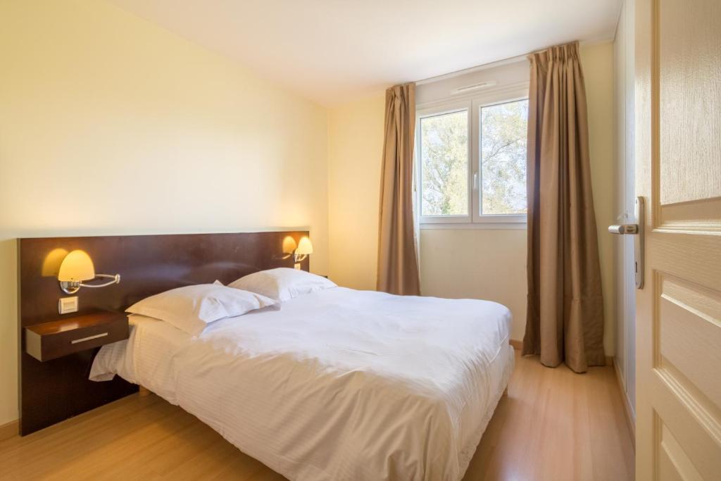Room at Excellior Grand Geneve, VEIGY FONCENEIX