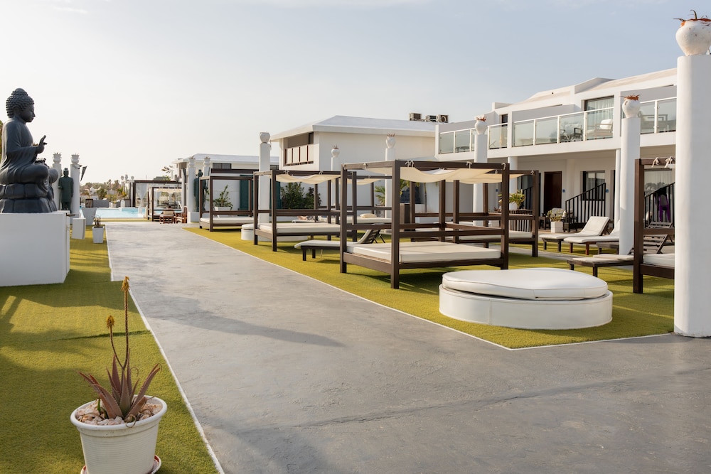 Hotel LIVVO Budha Beach 59/70