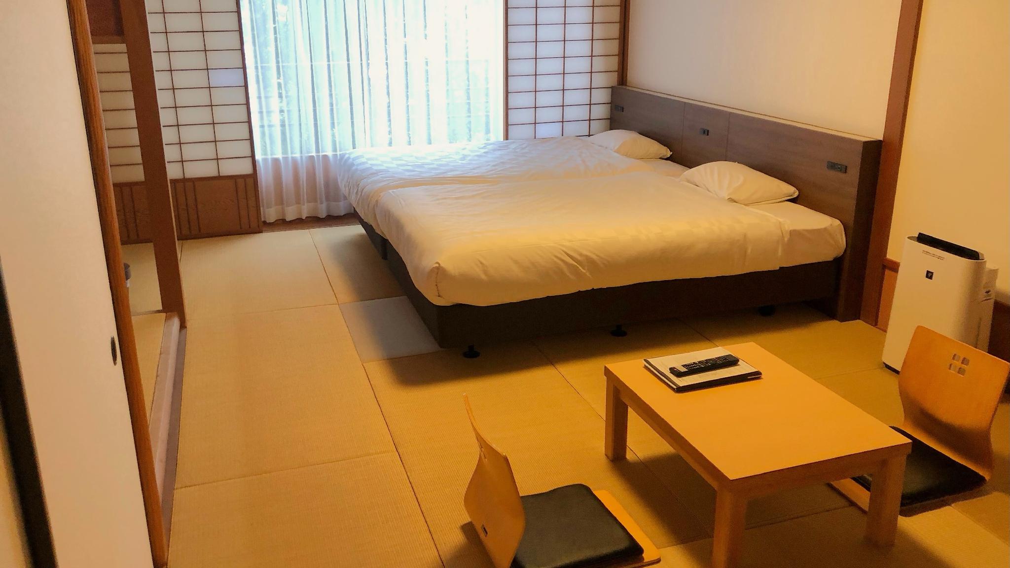 Japanese, Moderate, Futon Bed