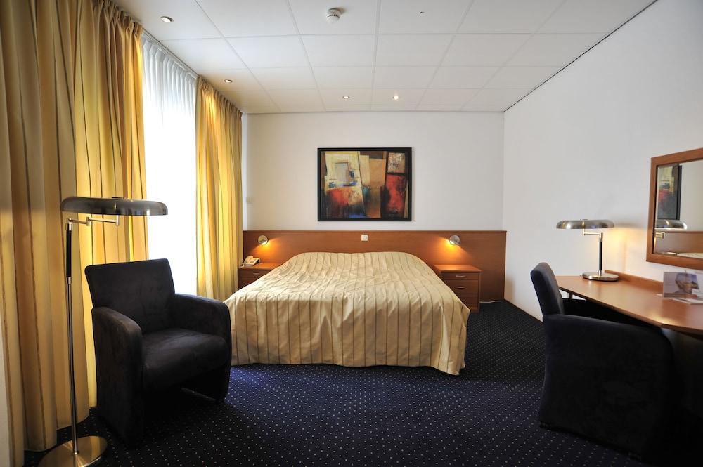 City Hotel Bergen op Zoom 16/40