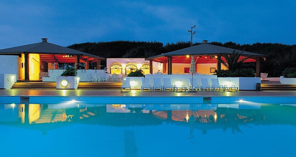VILLAGGIO APPRODO DI ULISSE 1/33