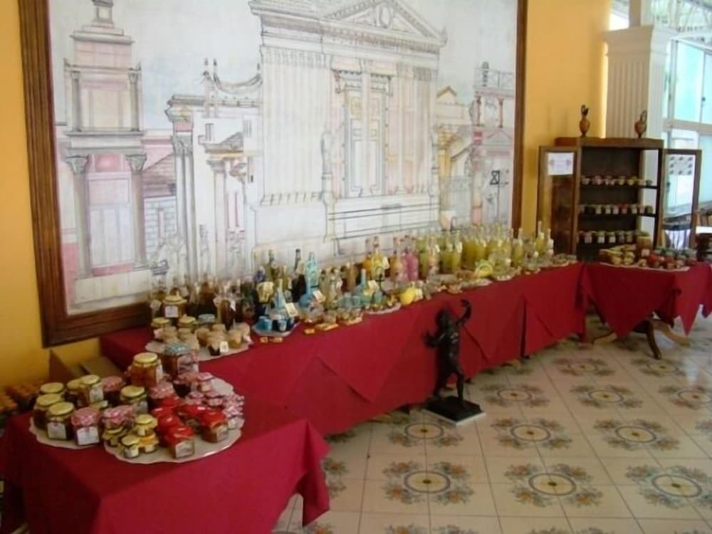 Hotel Zeus Pompei 31/50