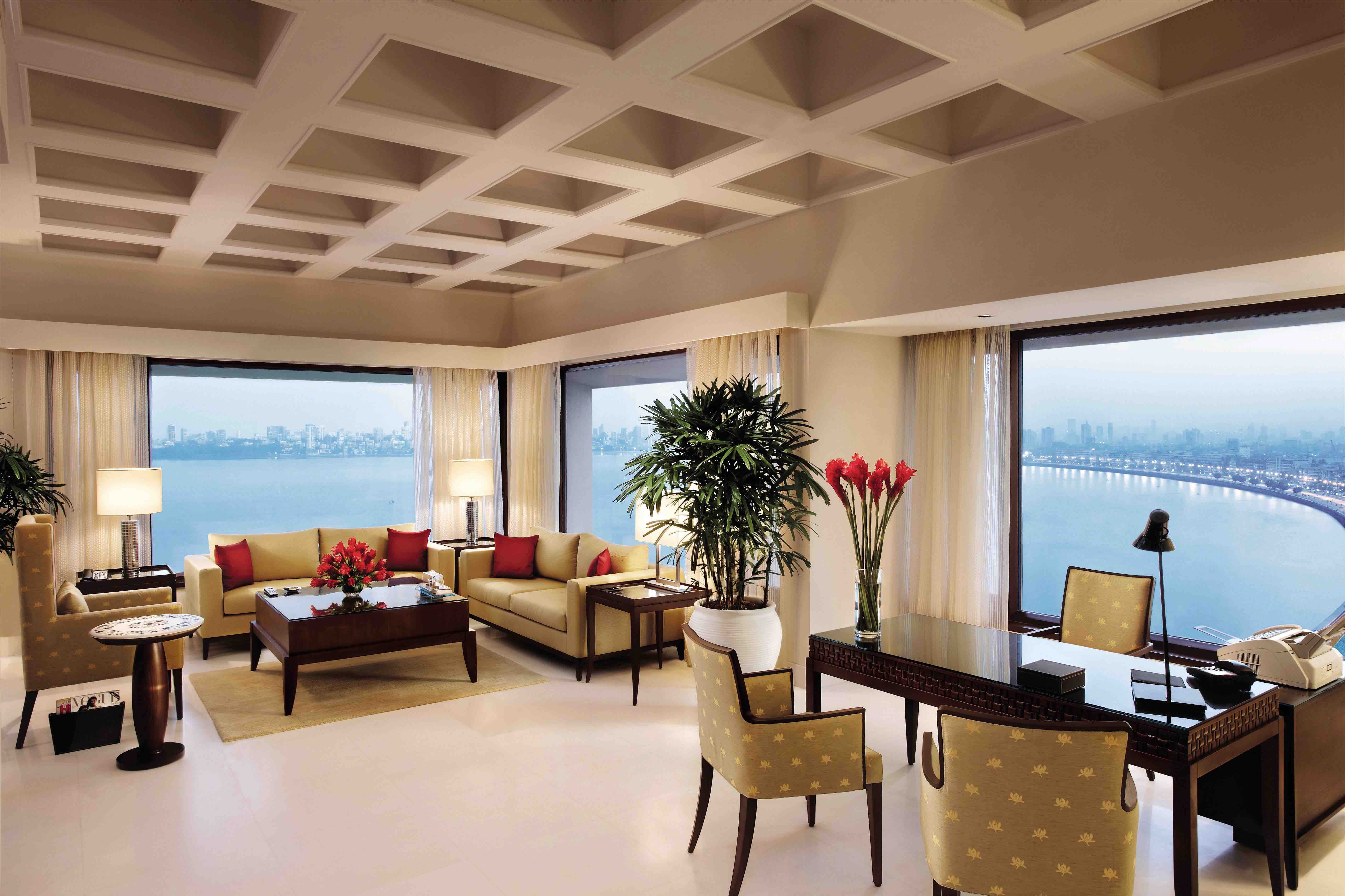 The Oberoi Mumbai 37/61