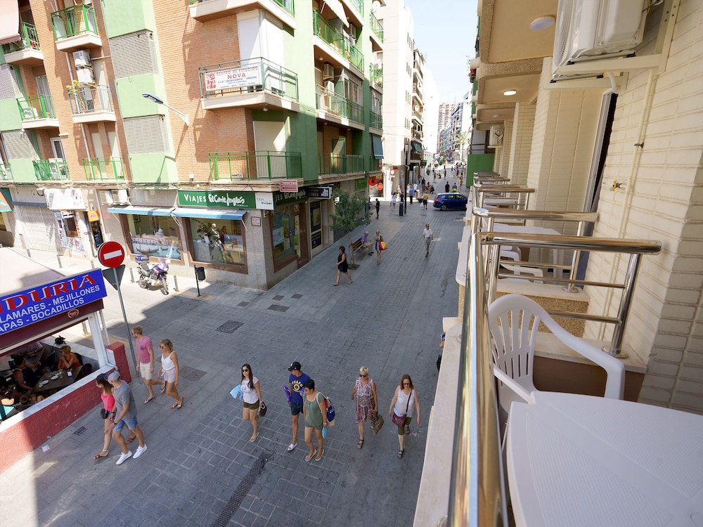 Hostal Anna Benidorm 23/34