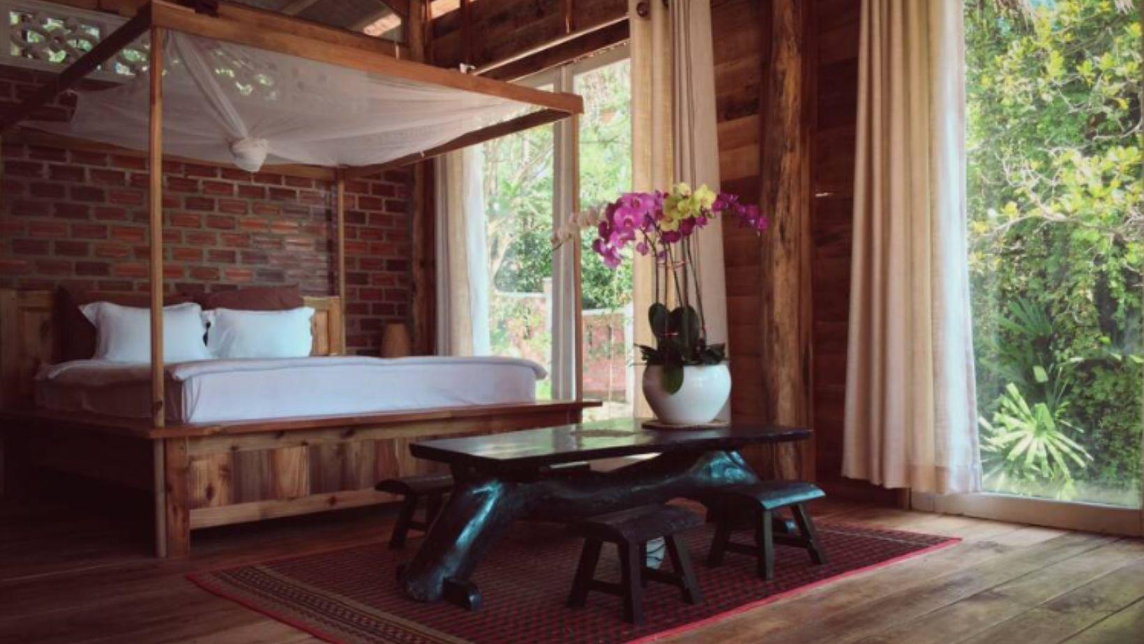 Water Cottage