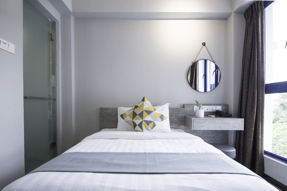 Harbour Ville Hotel 18/61