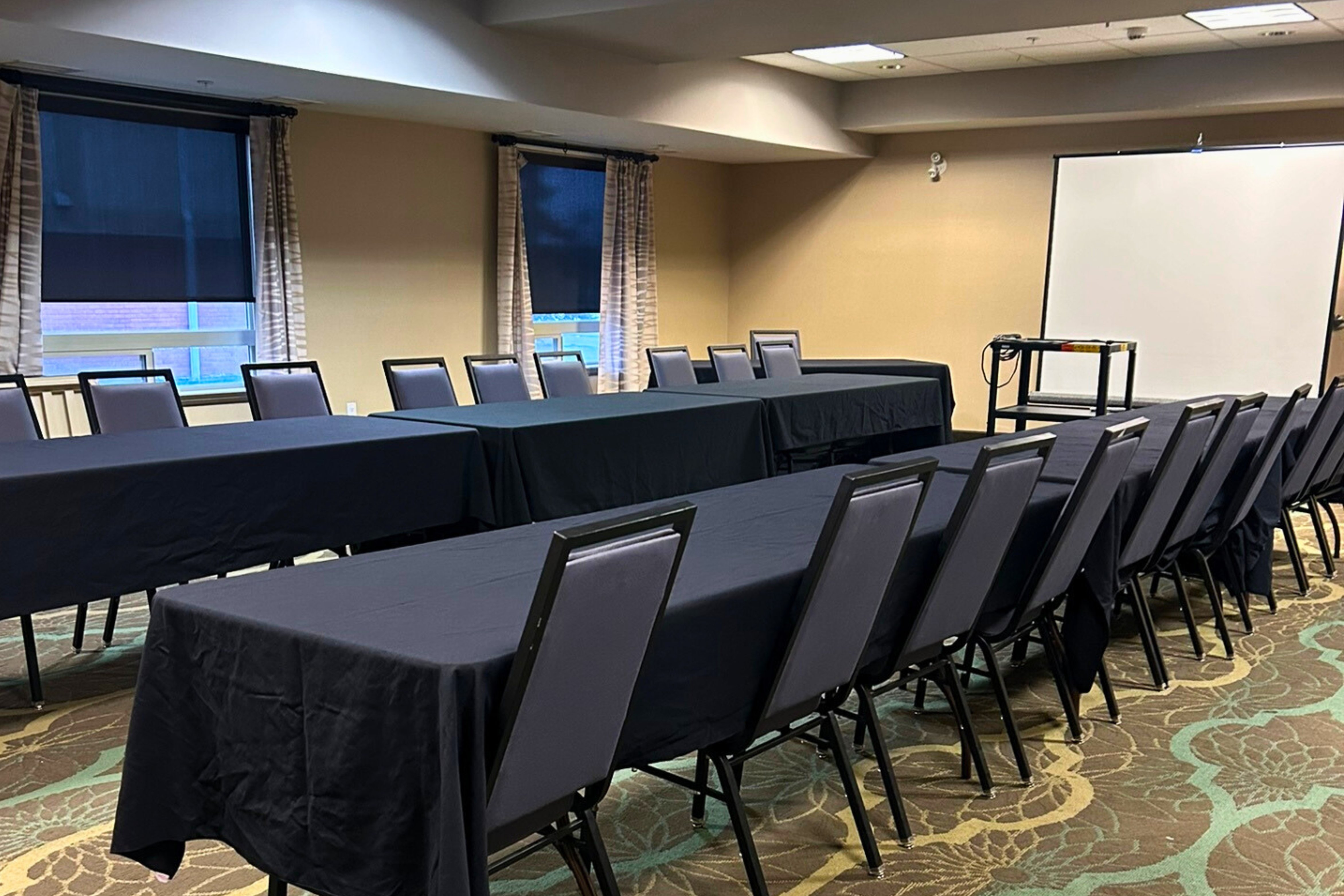 Holiday Inn Express Fort St John 62/70