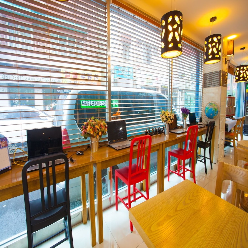 Jeju R Hotel Guest House Hostel 46/60