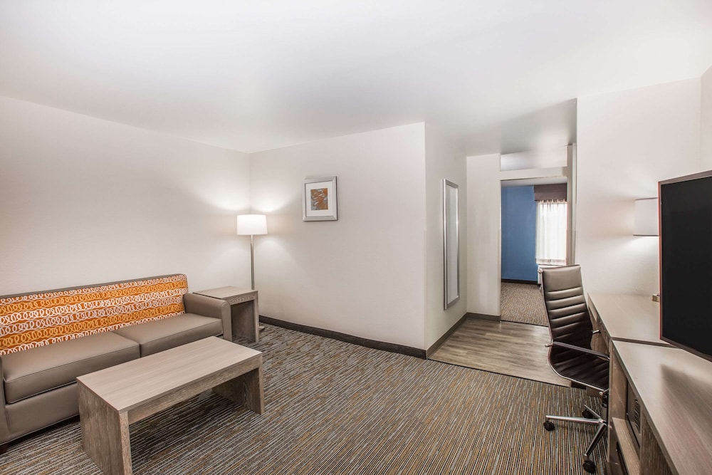 Wingate by Wyndham Louisville Fair and Expo 27/60