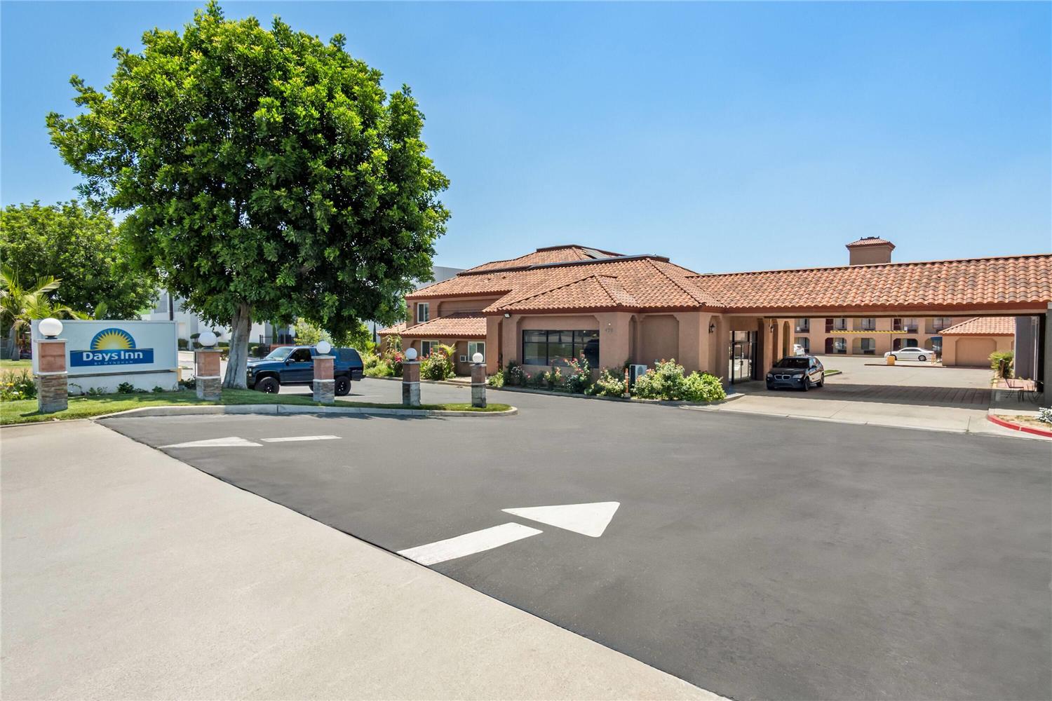 Days Inn by Wyndham Fontana / Rialto 23/34