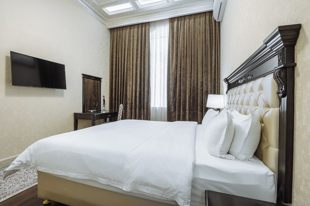 2 BEDROOMS, APARTMENT, 2 DOUBLE BEDS