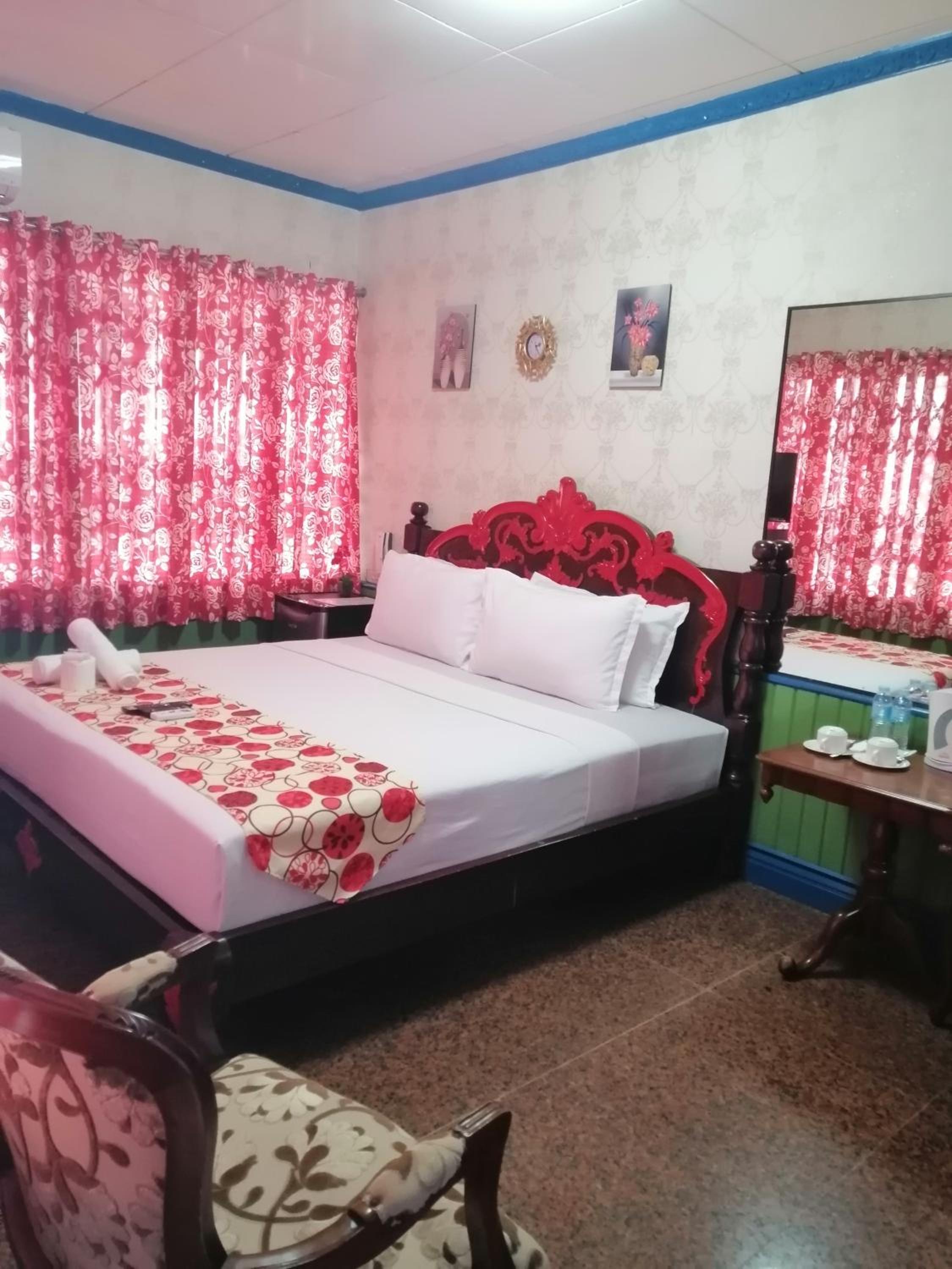 غرفة سوبيريور بسرير كينج، Sang Yoo Mountain View Tagaytay 7/10