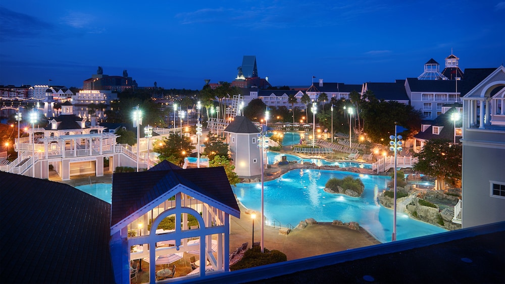 Disneys Beach Club Villas 27/35