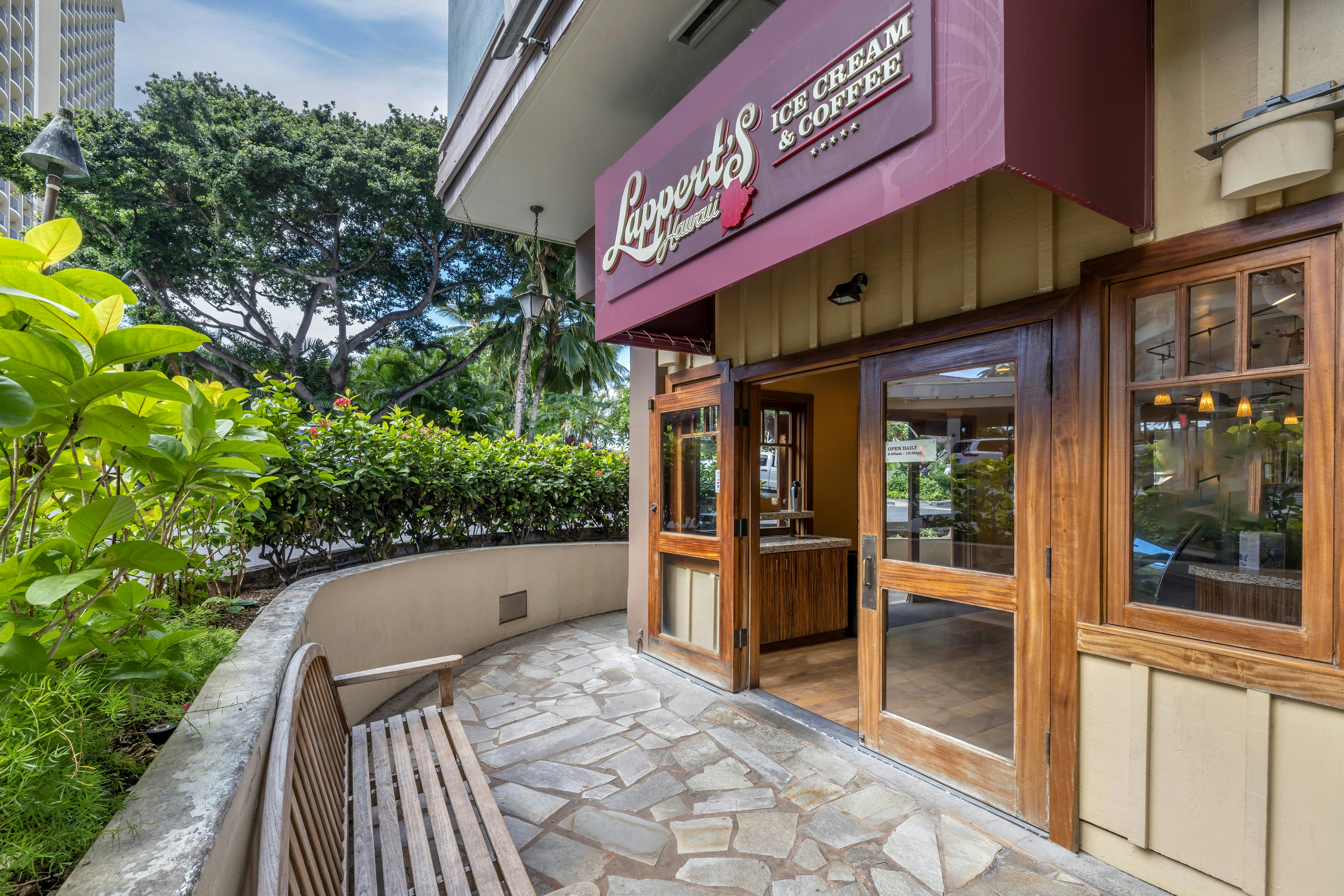 Hilton Grand Vacations Club at Hilton Hawaiian Village 3/50